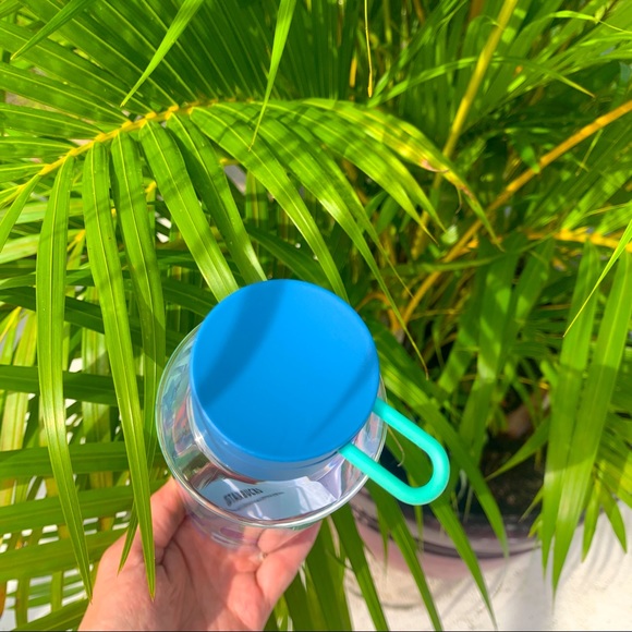 Starbucks Tropical Jungle Plastic Water Bottle Cup Cheetah Tumbler 2021 New 24oz - Picture 9 of 11